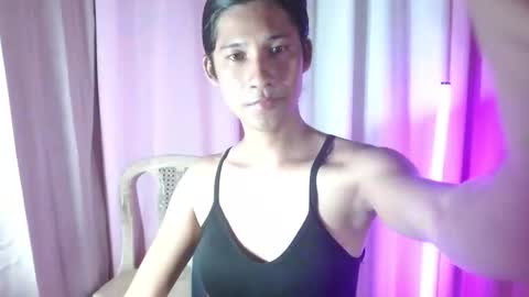 Snapshot of sweetvictoria2000 chatting on 10-17-25, 08:50 sweetvictoria2000 online show from 10-17-25, 08:50