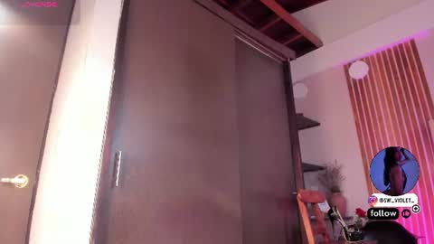 Snapshot of sweetviolet___ chatting on 06-20-26, 12:08 sweetviolet___ online show from 06-20-26, 12:08