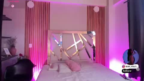 Snapshot of sweetviolet___ chatting on 07-08-26, 11:48 sweetviolet___ online show from 07-08-26, 11:48