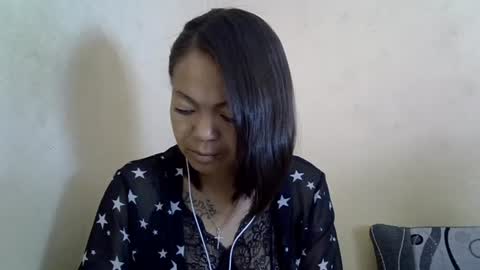 Snapshot of sweety_angel_7 chatting on 10-06-25, 02:31 Sarah online show from 10-06-25, 02:31