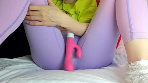 Snapshot of sweety_cum chatting on 01-04-25, 12:37 Mia online show from 01-04-25, 12:37