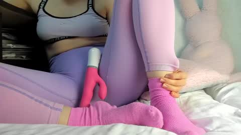 Snapshot of sweety_cum chatting on 02-18-25, 10:58 Mia online show from 02-18-25, 10:58