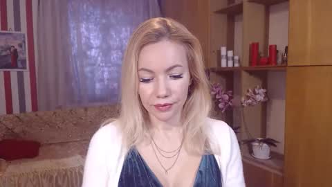 Snapshot of sweety_friend chatting on 02-03-26, 02:00 Sweety friend online show from 02-03-26, 02:00