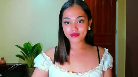 Snapshot of sweety_shane chatting on 05-06-26, 11:26 sweety_shane online show from 05-06-26, 11:26