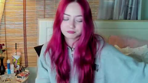 Snapshot of sweetyangiee chatting on 05-11-26, 12:55 sweetyangiee online show from 05-11-26, 12:55
