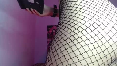 Snapshot of sweetybrenda_ chatting on 12-19-24, 06:34 Brenda online show from 12-19-24, 06:34