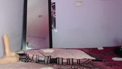 Snapshot of sweetybrenda_ chatting on 12-19-24, 10:00 Brenda online show from 12-19-24, 10:00