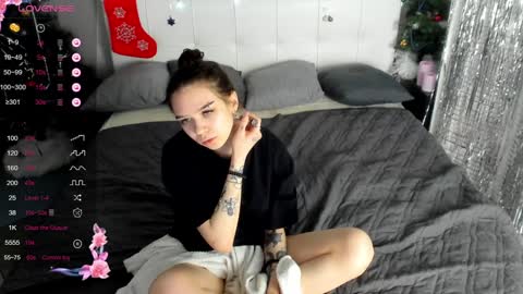Snapshot of sweetydeviliya chatting on 01-11-25, 09:26 sweetydeviliya online show from 01-11-25, 09:26