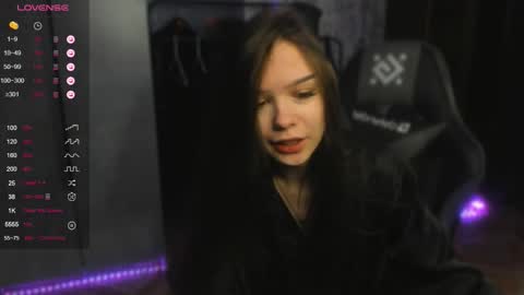 Snapshot of sweetydeviliya chatting on 09-13-25, 11:43 sweetydeviliya online show from 09-13-25, 11:43