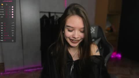 Snapshot of sweetydeviliya chatting on 01-19-26, 04:05 sweetydeviliya online show from 01-19-26, 04:05