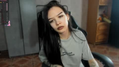 sweetydeviliya online show from 03-25-26, 11:27