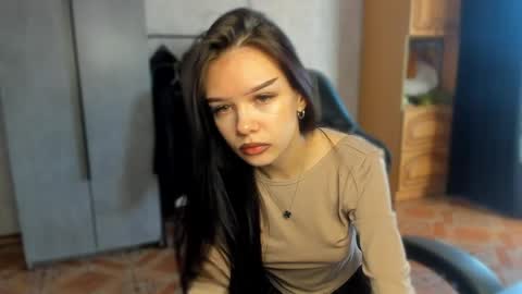 Snapshot of sweetydeviliya chatting on 05-17-26, 12:01 sweetydeviliya online show from 05-17-26, 12:01