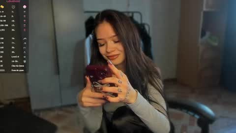 Snapshot of sweetydeviliya chatting on 06-18-26, 04:02 sweetydeviliya online show from 06-18-26, 04:02