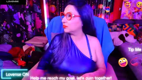 Lisa online show from 02-15-25, 10:55