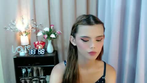 Megan online show from 10-04-25, 03:48