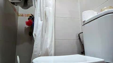 Silvia online show from 04-24-26, 05:15