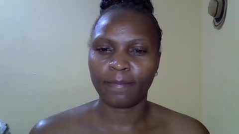 Snapshot of sweetzeal chatting on 05-18-26, 07:20 sweetzeal online show from 05-18-26, 07:20