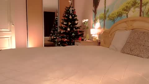 Jane online show from 12-22-24, 07:31