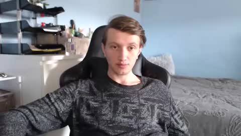 Snapshot of swetieecried chatting on 03-13-26, 10:11 Cat online show from 03-13-26, 10:11