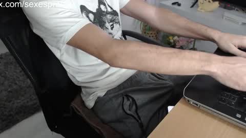 SwetLittleBoy4u online show from 11-04-25, 10:14