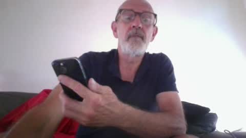Snapshot of swimmi70 chatting on 07-23-26, 06:00 swimmi70 online show from 07-23-26, 06:00