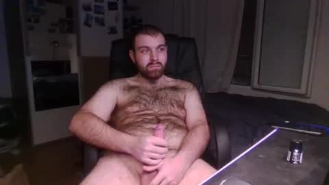 Snapshot of swislut chatting on 05-25-26, 06:47 swislut online show from 05-25-26, 06:47