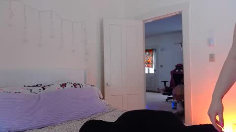 Snapshot of switchykitty chatting on 02-21-26, 08:10 ashley blayde online show from 02-21-26, 08:10