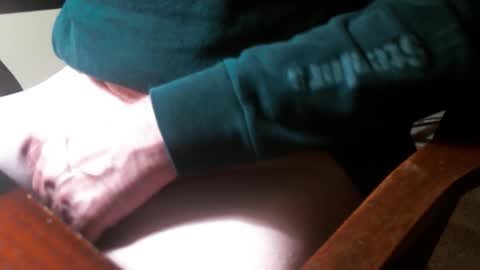 Snapshot of swizzle__stick chatting on 03-28-26, 09:42 will jeffers online show from 03-28-26, 09:42