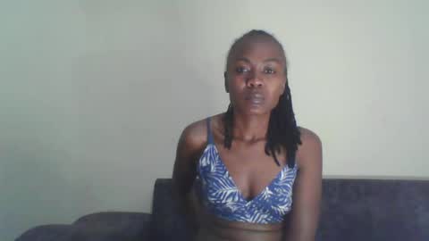 Snapshot of swtebony1 chatting on 03-07-25, 10:32 ALICIA online show from 03-07-25, 10:32
