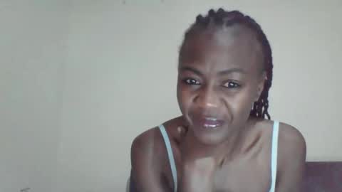 Snapshot of swtebony1 chatting on 09-13-25, 10:53 ALICIA online show from 09-13-25, 10:53