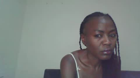 Snapshot of swtebony1 chatting on 09-20-25, 10:33 ALICIA online show from 09-20-25, 10:33