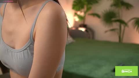 Snapshot of swtty_meivi chatting on 11-27-25, 06:37 MEI online show from 11-27-25, 06:37