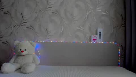 Ana online show from 02-20-25, 10:48