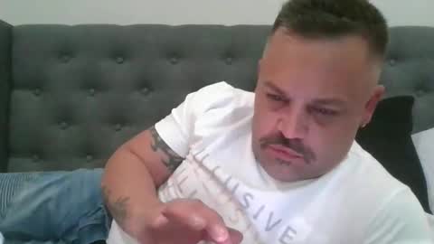 Snapshot of sxylegsturnmeon chatting on 11-29-25, 06:44 sxylegsturnmeon online show from 11-29-25, 06:44