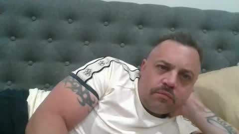 Snapshot of sxylegsturnmeon chatting on 12-15-25, 11:14 sxylegsturnmeon online show from 12-15-25, 11:14