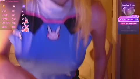 Snapshot of sydney_max chatting on 12-31-24, 01:26 Milena online show from 12-31-24, 01:26