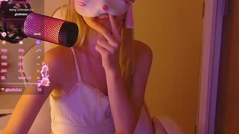 Snapshot of sydney_max chatting on 02-01-25, 02:05 Milena online show from 02-01-25, 02:05