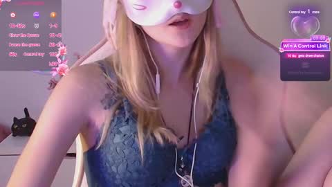 Snapshot of sydney_max chatting on 03-12-25, 02:20 Milena online show from 03-12-25, 02:20