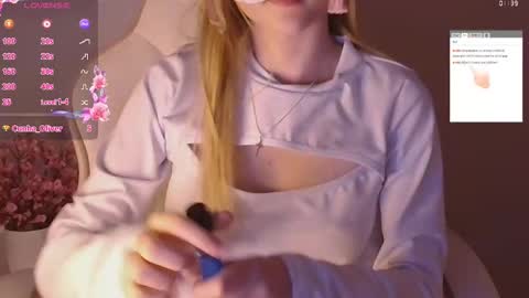 Snapshot of sydney_max chatting on 10-11-25, 12:54 Milena online show from 10-11-25, 12:54