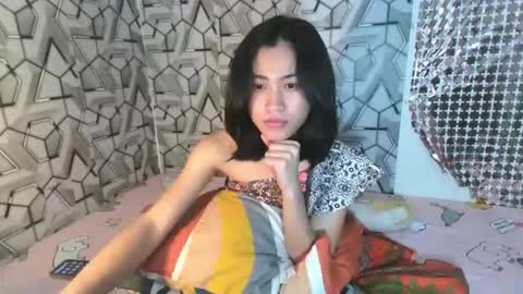 sydnyxox1 online show from 04-09-26, 07:30