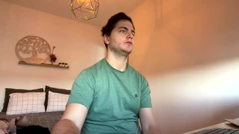 Snapshot of syl092 chatting on 02-07-26, 09:57 syl092 online show from 02-07-26, 09:57