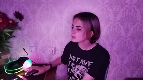 Emily online show from 05-31-26, 06:09