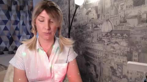 Snapshot of sylviathemodel chatting on 02-16-26, 07:48 Sylvia online show from 02-16-26, 07:48