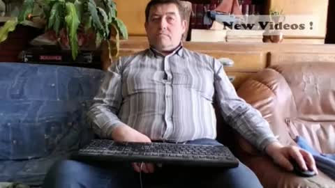 Snapshot of sympa_trique chatting on 04-28-26, 10:42 sympa_trique online show from 04-28-26, 10:42