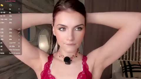 Snapshot of synne_glows chatting on 07-05-26, 07:04 Eva online show from 07-05-26, 07:04