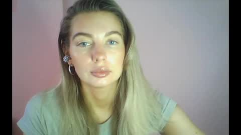 Snapshot of syrami chatting on 05-08-26, 09:36 syrami online show from 05-08-26, 09:36