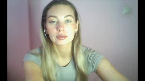 Snapshot of syrami chatting on 05-27-26, 07:38 syrami online show from 05-27-26, 07:38