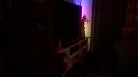 Snapshot of szboy69 chatting on 10-15-25, 03:28 szboy69 online show from 10-15-25, 03:28