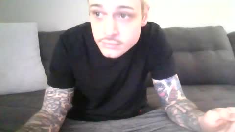 Snapshot of t0914 chatting on 03-19-26, 02:32 t0914 online show from 03-19-26, 02:32