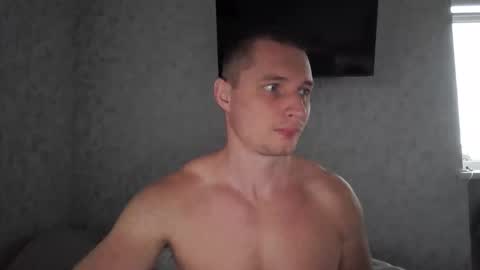 Snapshot of t30t chatting on 09-18-25, 06:26 Den online show from 09-18-25, 06:26